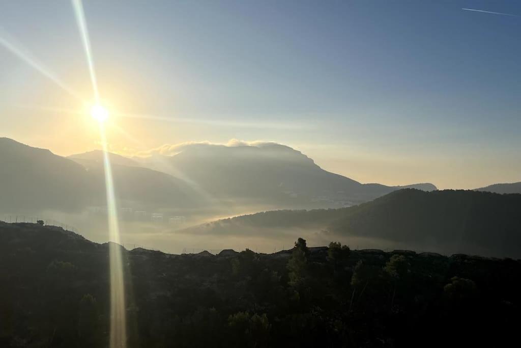 Superbe Appartement 2 Chambres Avec Vue Sur La Mer Et La Montagne Marsella Exterior foto